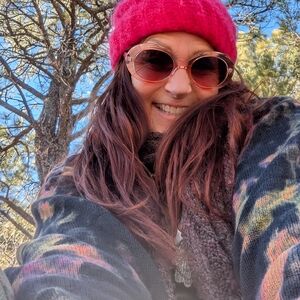 Meet your Posher, Shari